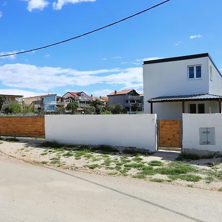 Lavanda With Jacuzzi * Privlaka (Zadar)